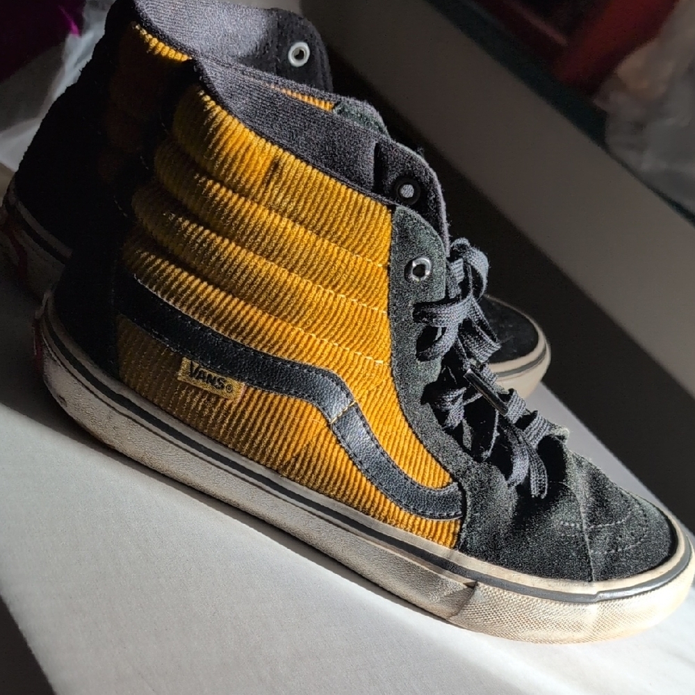 Vans Yellow Black Corduroy Suede Skate Pro High-Top Sneakers - Mens Sz 7.5 Sz 40